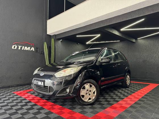FORD FIESTA 1.6 MPI CLASS HATCH 8V FLEX 4P MANUAL FORD FIESTA 1.6 MPI CLASS HATCH 8V FLEX 4P MANUAL